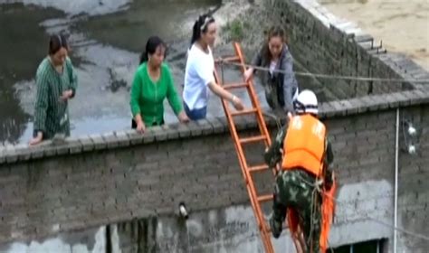 China: People evacuated after devastating floods destroy thousands of homes [Video] | IBTimes UK