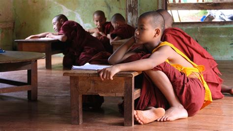 The monks of Myanmar - Luxury Travel in Asia