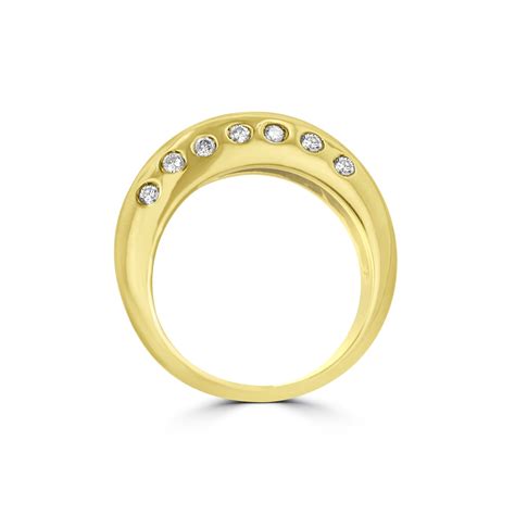 Pre-owned 18ct Gold Domed 14 Stone Diamond Ring - Vintage from Avanti of Ashbourne Ltd UK