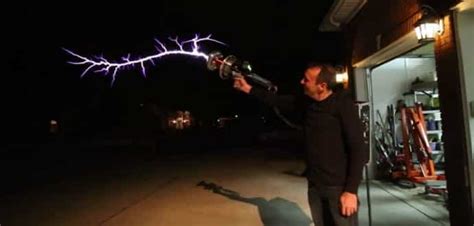 This Tesla Coil Gun is an inspiration taken from video games and ...