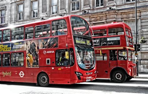 London Buses on Whitehall | An old Routemaster and a newer m… | Flickr