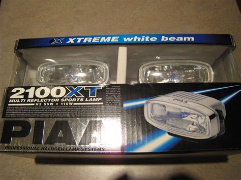 Piaa 2" x 5" Fog Lights Oval 2100 Series Xtreme White | Green Tractor Talk