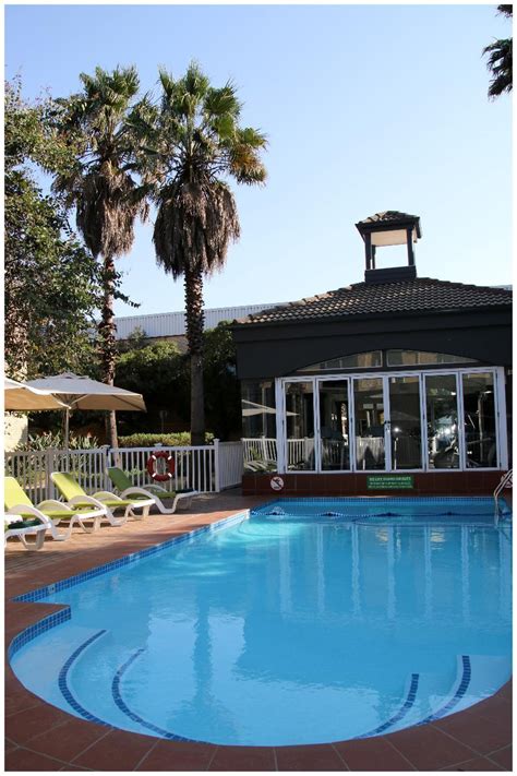 Holiday Inn Johannesburg Airport, Johannesburg, South Africa. Book Holiday Inn Johannesburg ...