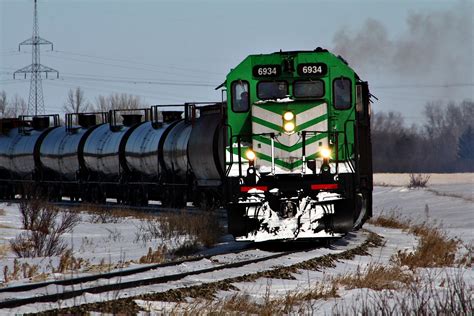 Railpictures.ca - CalMurray Photo: Big Sky Rail train 563 throttles up after departing Chappell ...