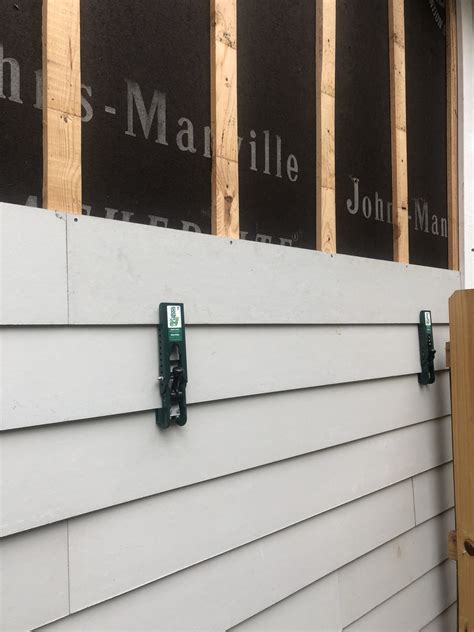 How to Install New Hardie Plank Siding Without Help (DIY Guide) - My Split Level