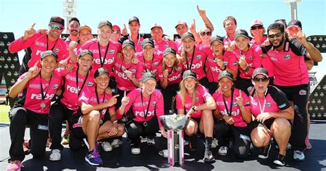 Big Bash League T20: The Sydney Sixers team wins Women's BBL 2016