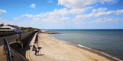 Hornsea beach | England, United Kingdom - detailed features, map, photos