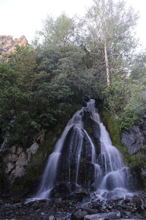 Kings Canyon Falls - Rare Waterfall in Nevada State Capital