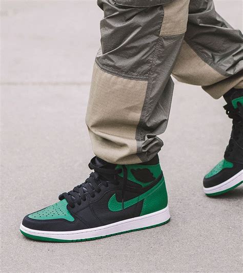 Air Jordan 1 'Black/Pine Green' Release Date. Nike SNKRS ID