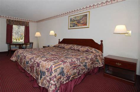 Discount Coupon for Econo Lodge Helen in Helen, Georgia - Save Money!