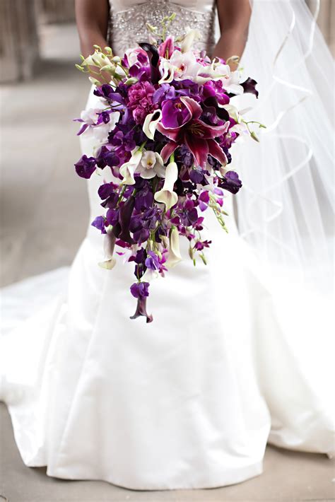 Wedding Flower Guide | Purple wedding bouquets, Purple bridal bouquet ...