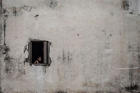 Hole in the Wall, Eli Hurwitz photography, Delhi India | Powerful images, Elijah, Photography