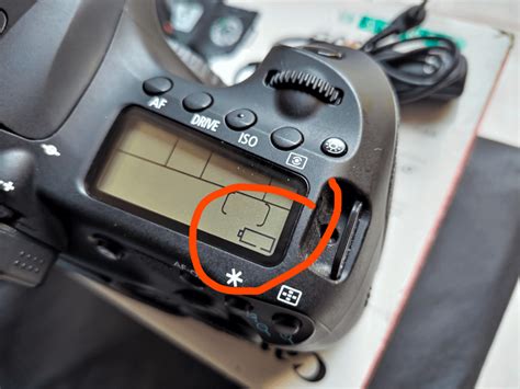 Canon 60d flashing battery icon : r/canon