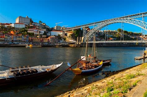 Premium Photo | Porto view