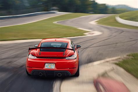 Porsche 718 Cayman GT4 RS Is for the Feedback-Obsessed