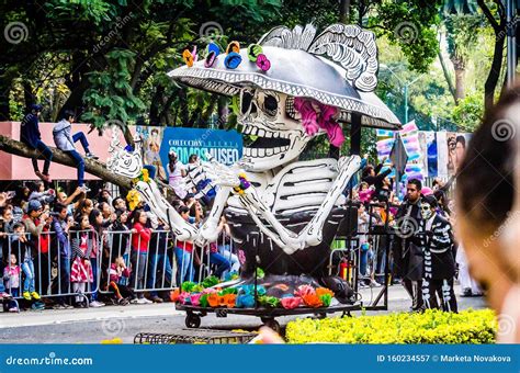 Day Of The Dead Dia De Los Muertos Parade In Mexico City - Mexico Editorial Image ...