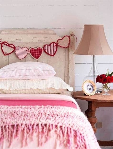 25 Romantic Valentines Bedroom Decorating Ideas