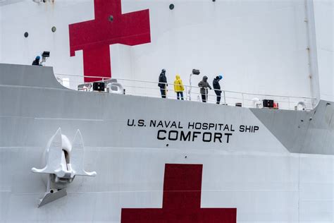 DVIDS - Images - USNS Comfort Completes Mission in NY During COVID-19 [Image 11 of 22]