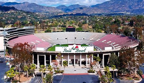 Rose Bowl Stadium - Food Service Matters