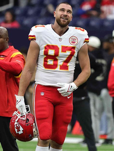 Travis Kelce Laughs Off NFL Commentator's Taylor Swift Puns