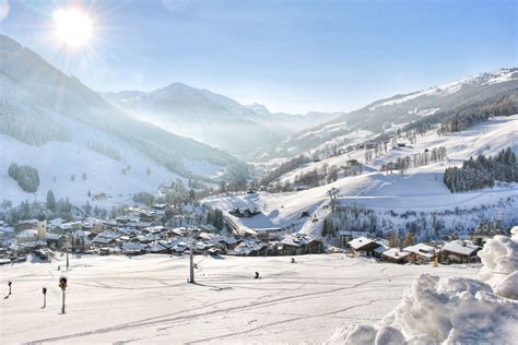 November Snow in #saalbach 2016/11/14 | Ski trip, Winter mountain, Snow ...