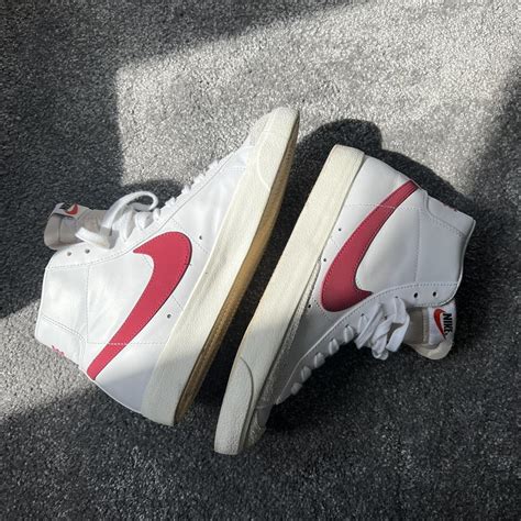 Nike Blazer Mid 77 Vintage Trainers - White &... - Depop