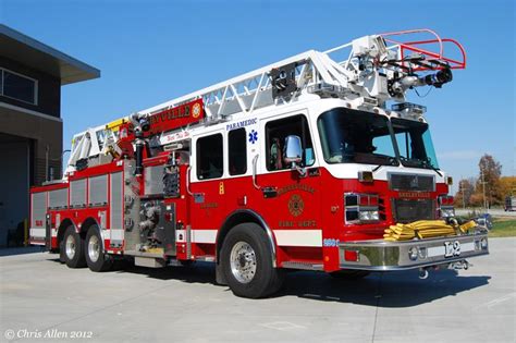 2008 Smeal Sirius 105' Aerial Firefighting, Emergency Vehicles, Fire Department, Sirius, Fire ...