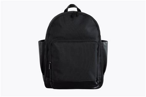 This Béis Backpack Is Editor-approved