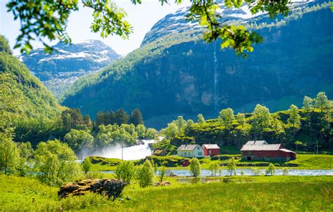 The Flåm Railway, Norway | NUVO