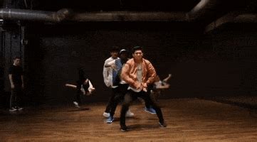 Hip Hop Dance GIFs - Find & Share on GIPHY