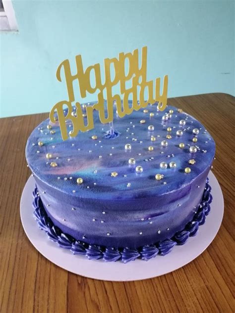 Galaxy cake | Galaxy cake, Small birthday cakes, Twin birthday cakes