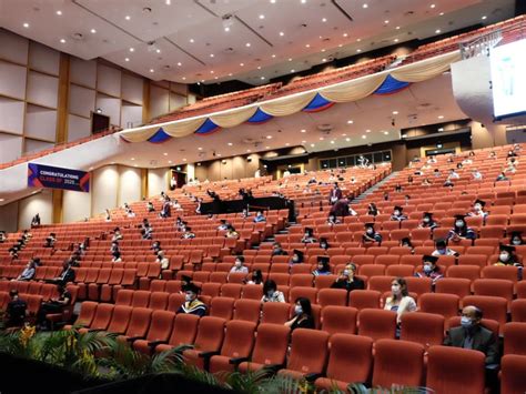 Covid-19: NUS, NTU graduation ceremonies move online or postponed - TODAY