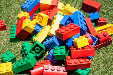 Giant Lego Blocks | Fun HQ