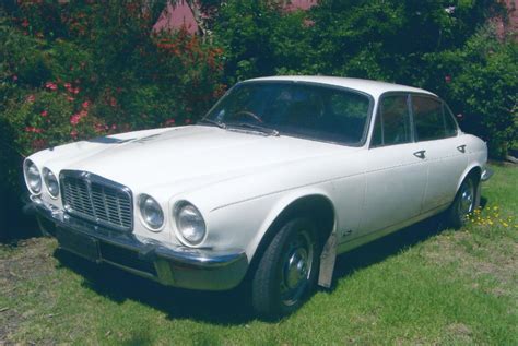 1974 JAGUAR XJ6 SERIES II SEDAN - JCM5042651 - JUST CARS