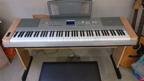 Yamaha DGX 640 fully weighted 88-note electric piano keyboard | in Chorlton, Manchester | Gumtree