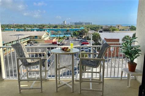 10 Best Pet-Friendly Accommodations In Cocoa Beach, Florida - Updated 2024 | Trip101