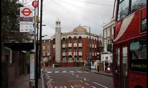 Finsbury Park mosque wins apology and damages from Thomson Reuters | London | The Guardian