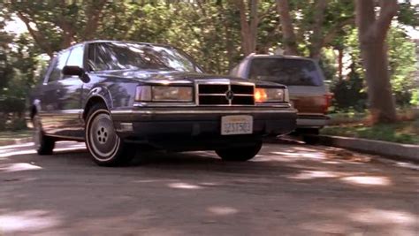 IMCDb.org: 1989 Dodge Dynasty in "Malcolm in the Middle, 2000-2006"