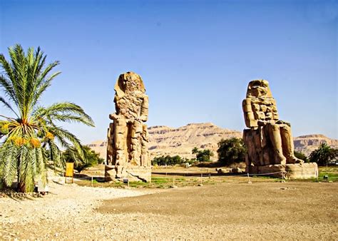 The Colossi of Memnon - The statues singing at dawn