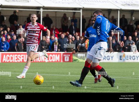 Rangers' Kyle Lafferty scores his side's fifth goal of the game during ...