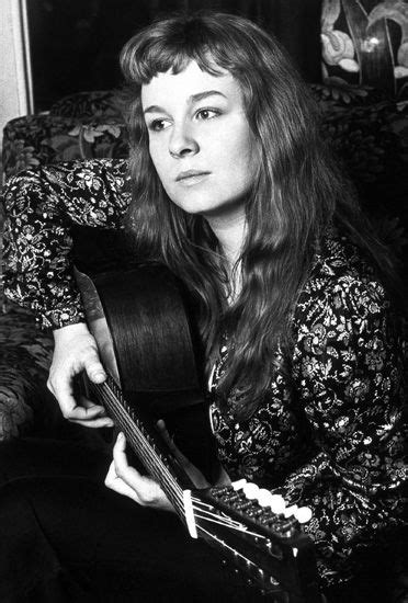 Sandy Denny, 1972 - The only guest vocalist on any original Led Zepplin recording. She sang on ...