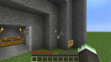 How to lock iron doors in Minecraft - YouTube