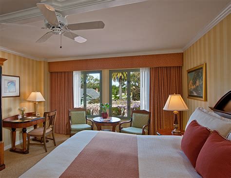 Guest Rooms | Monterey Bay Hotels | Monterey Plaza Hotel & Spa