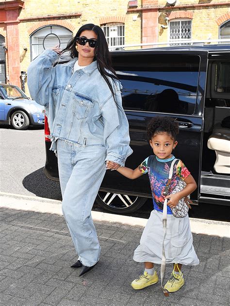 Kylie Jenner’s Daughter Stormi Carries $3k Dior Purse: Photo ...