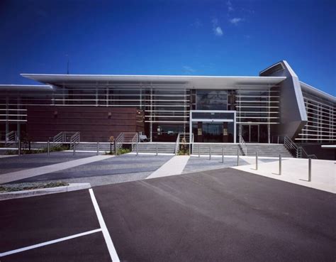 Moorabbin Justice Centre - Foreground Architecture