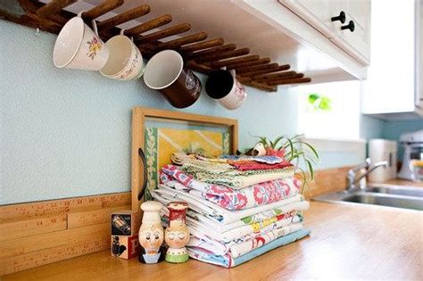 pinterest coffee mug shelves | ... dowels + drill with 1/2" bit + glue ...