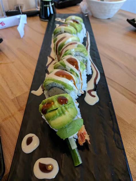 [I ate] caterpillar roll | Food, Amazing food, Yummy food