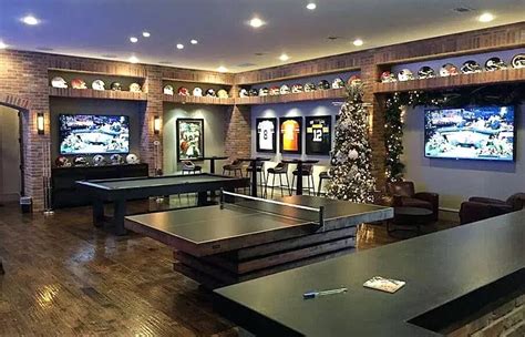 16 Cool Man Cave Ideas for Inspiration | Extra Space Storage | Sports ...