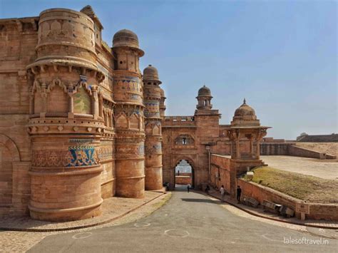 Jaw dropping history of Gwalior Fort - Tales of Travel