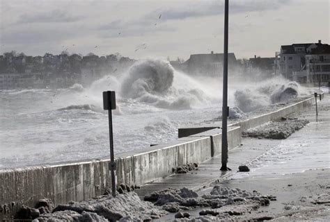 In the race to solve Boston Harbor’s coastal flooding problem, who calls the shots? - The Scope